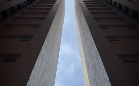 Understanding the Full Costs of Selling Property in Singapore (2025)