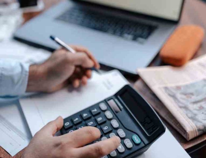 How to Calculate Your Condo Downpayment in Singapore (2025)