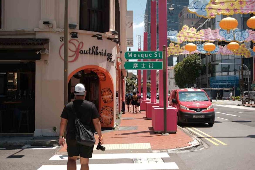 Commercial Space Use and Expand Business Improvement Districts